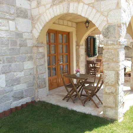 Dvori Svetog Mihaela Apartment Sibenik Room photo