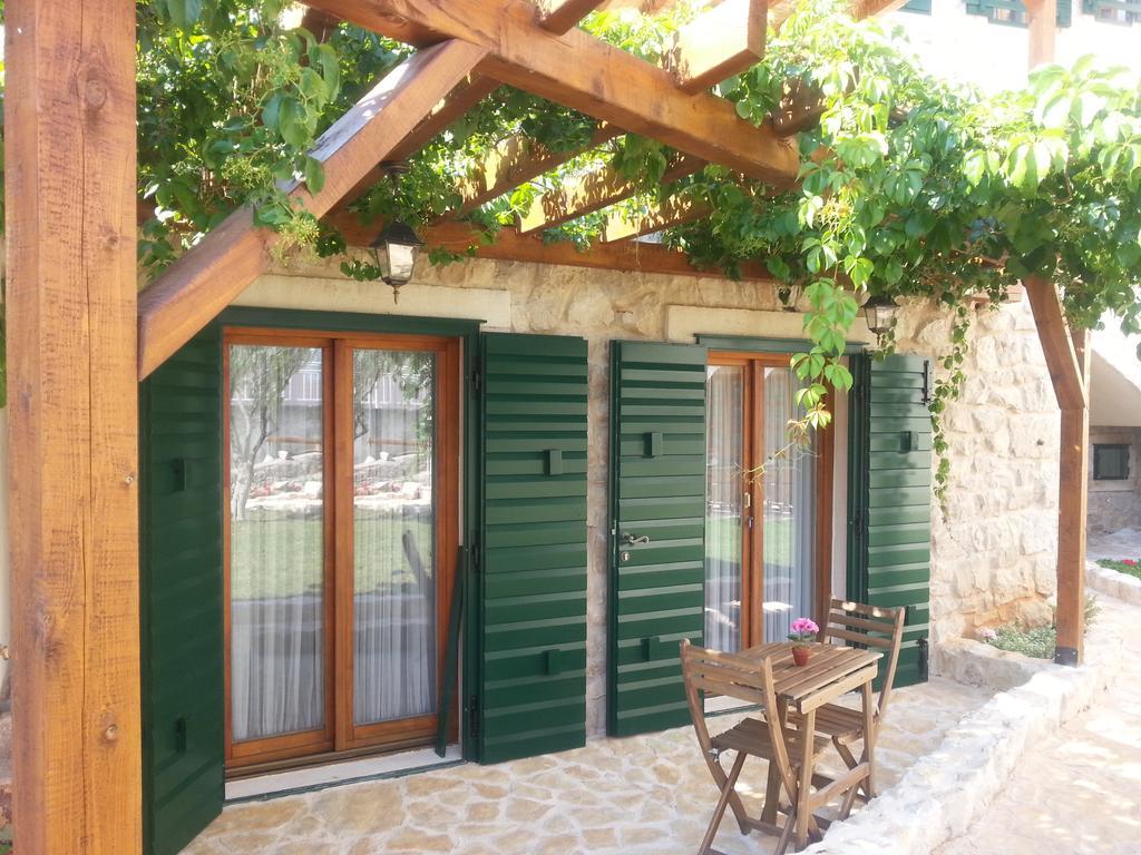 Dvori Svetog Mihaela Apartment Sibenik Room photo