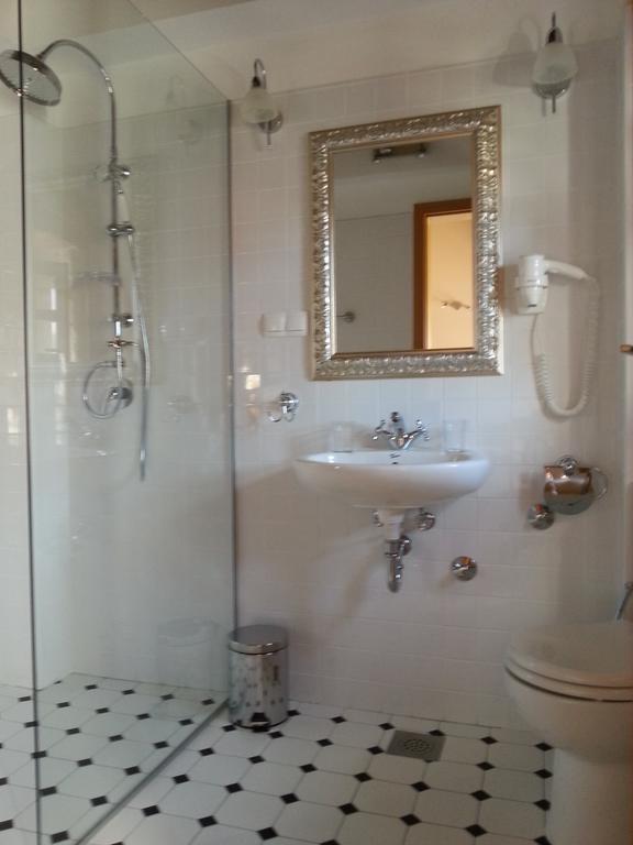 Dvori Svetog Mihaela Apartment Sibenik Room photo