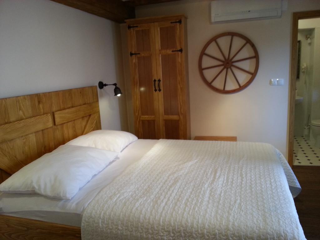 Dvori Svetog Mihaela Apartment Sibenik Room photo