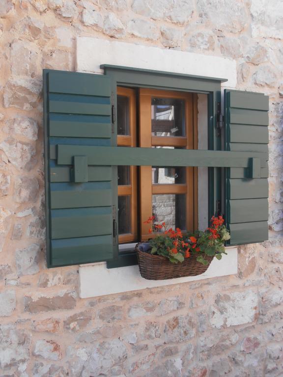 Dvori Svetog Mihaela Apartment Sibenik Room photo