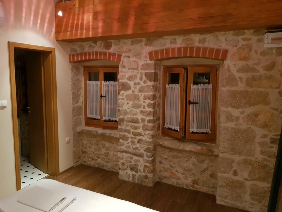 Dvori Svetog Mihaela Apartment Sibenik Exterior photo