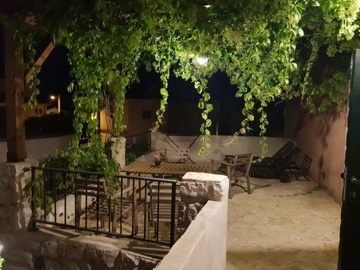 Dvori Svetog Mihaela Apartment Sibenik Exterior photo